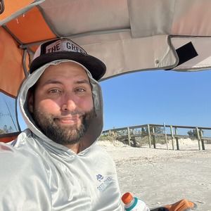 Meet your Posher, Eric